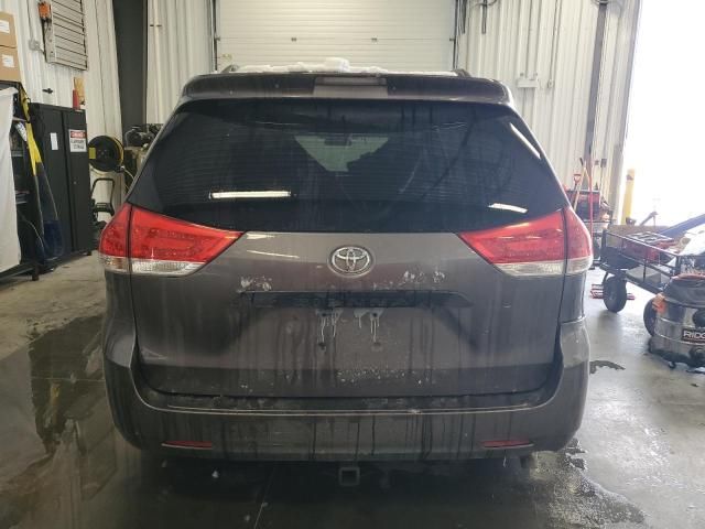 2011 Toyota Sienna