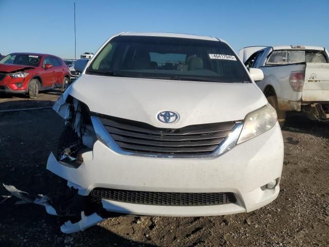 2011 Toyota Sienna XLE