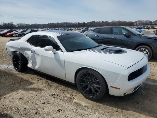 2015 Dodge Challenger SXT Plus