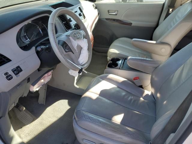 2011 Toyota Sienna XLE