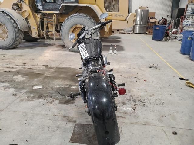 2011 Harley-Davidson Fxdb