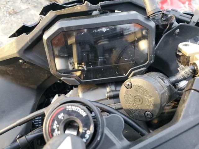 2024 Kawasaki ZX1002 M