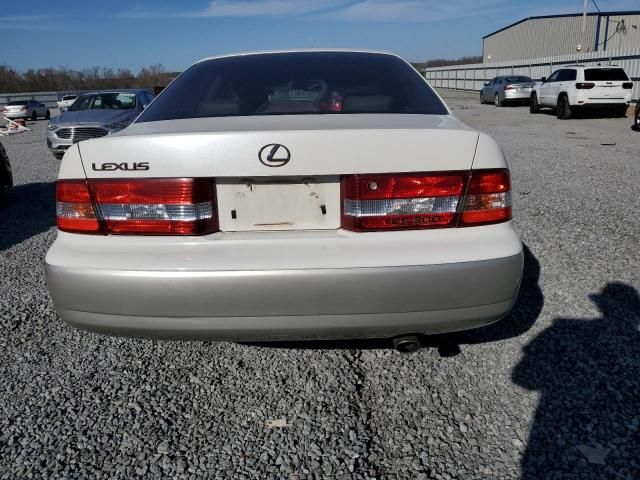 2000 Lexus ES 300