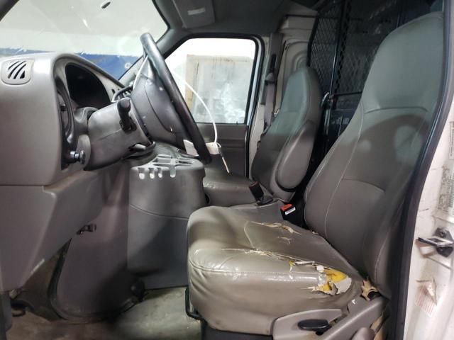 2001 Ford Econoline E150 Van