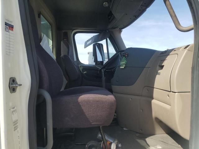 2014 Freightliner Cascadia 125
