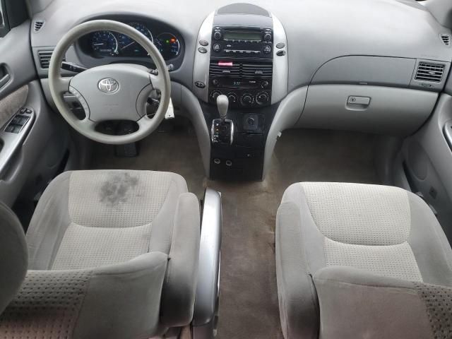 2008 Toyota Sienna CE