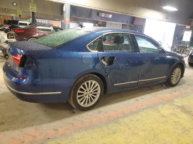 2016 Volkswagen Passat SE