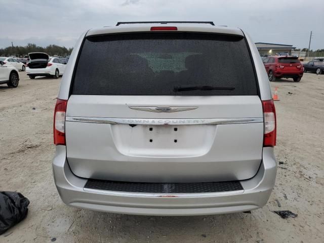 2012 Chrysler Town & Country Touring