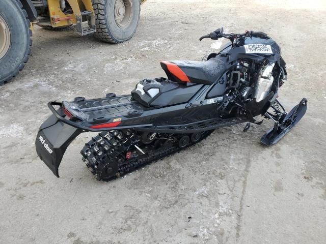 2025 Skidoo 2025 Skidoo MX Z 600