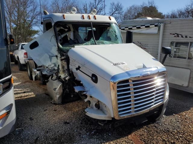 2019 Freightliner Cascadia Semi Truck