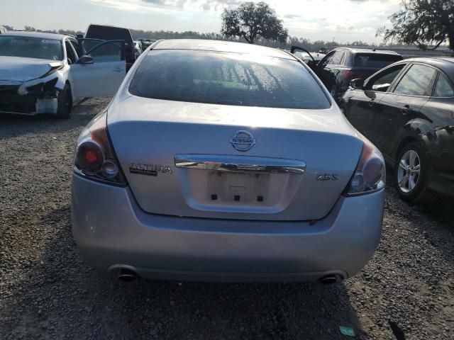 2010 Nissan Altima Base