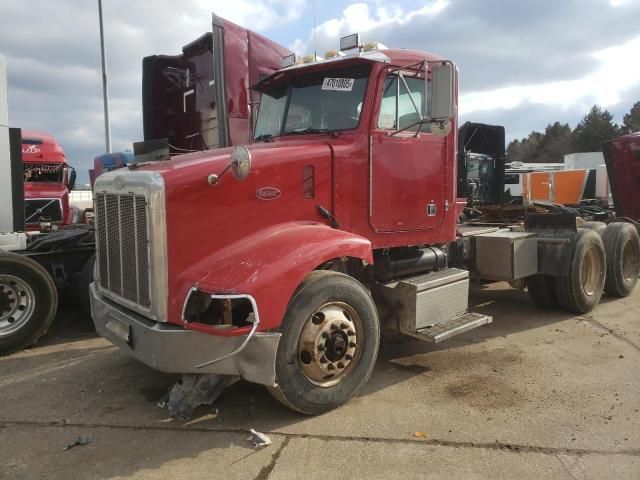 1996 Peterbilt 385 Semi Truck