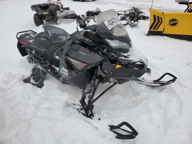 2019 Skidoo 2019 Skidoo Snowmobile