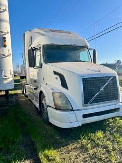 2011 Volvo VN VNL for sale in Sacramento, CA