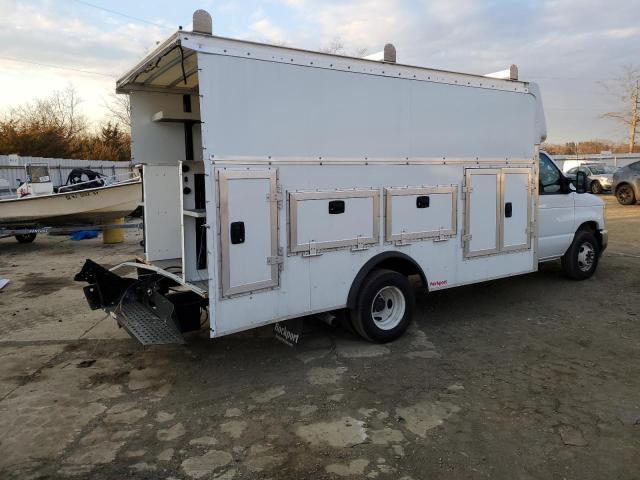 2025 Ford Econoline E450 Super Duty Cutaway Van