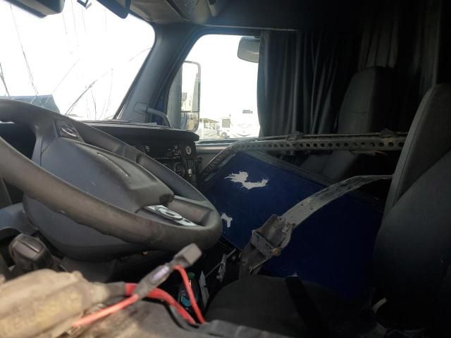 2021 Freightliner Cascadia 126