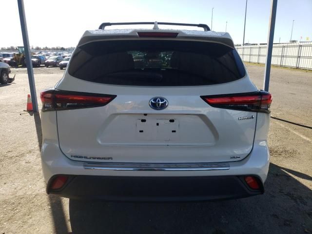 2020 Toyota Highlander Hybrid XLE