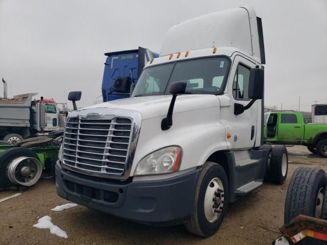 2015 Freightliner Cascadia 125