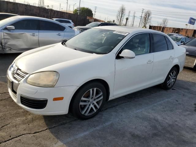 2005 Volkswagen New Jetta 2.5L Option Package 1