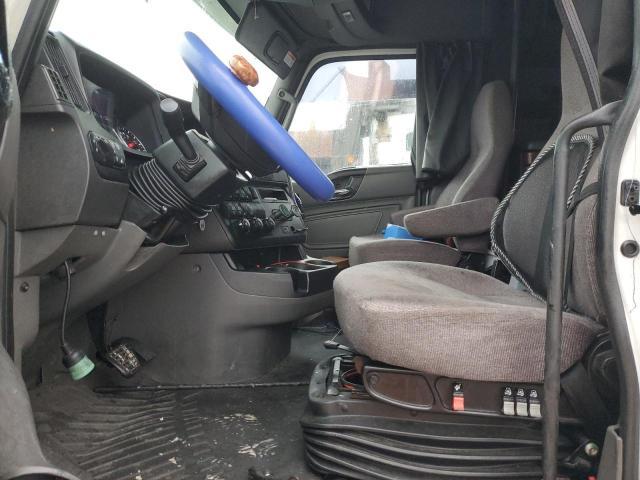 2019 International LT625
