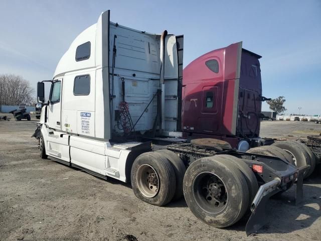 2016 Volvo VNL Semi Truck