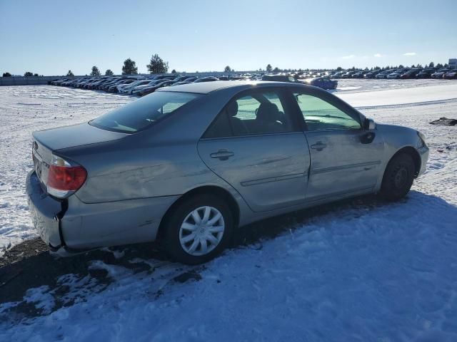 2005 Toyota Camry LE