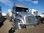 2019 Freightliner Cascadia Semi Truck