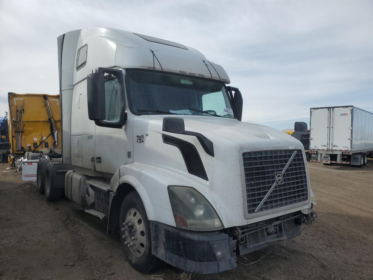 2016 Volvo VN VNL