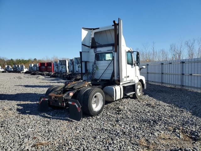 2016 Volvo VNL Semi Truck