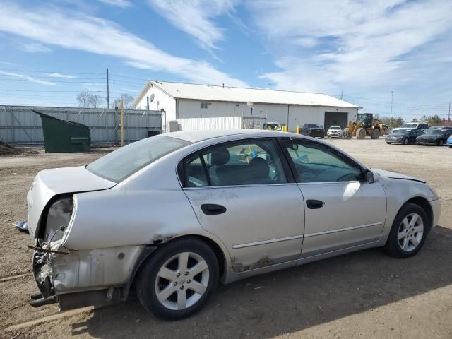 2002 Nissan Altima Base