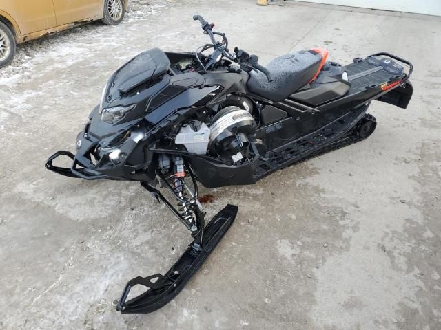 2025 Skidoo 2025 Skidoo MX Z 600