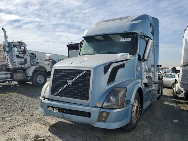 2012 Volvo VN VNL