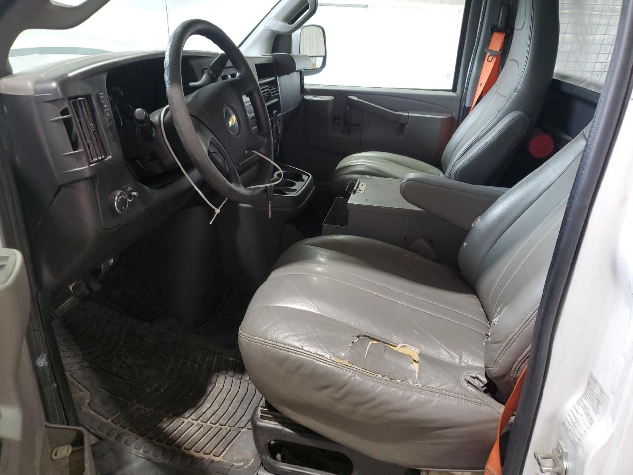 2018 Chevrolet Express G2500