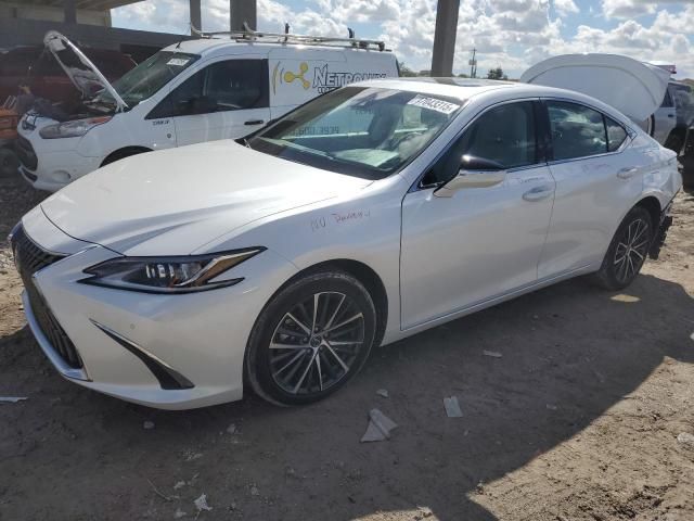 2023 Lexus ES 300H Base