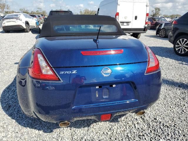 2016 Nissan 370Z Base