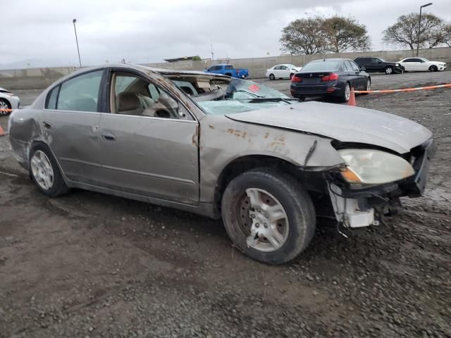 2004 Nissan Altima Base