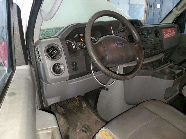 2010 Ford Econoline E350 Super Duty Van