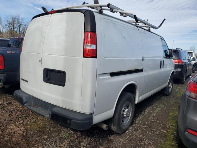 2020 Chevrolet Express G2500