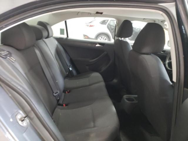 2011 Volkswagen Jetta Base