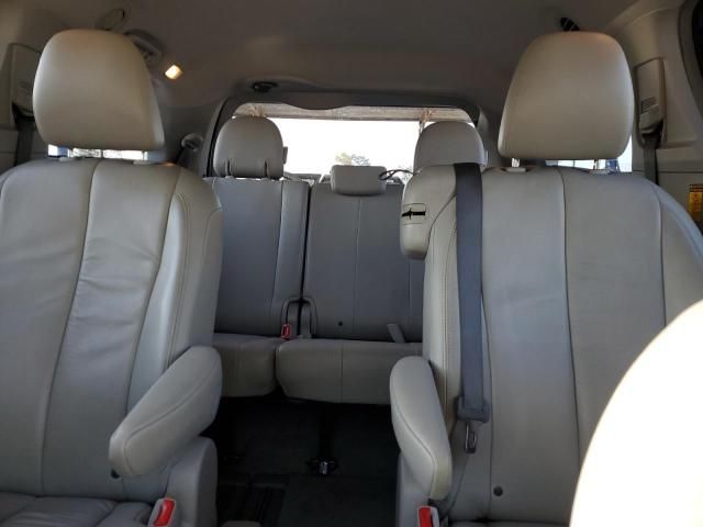 2014 Toyota Sienna XLE