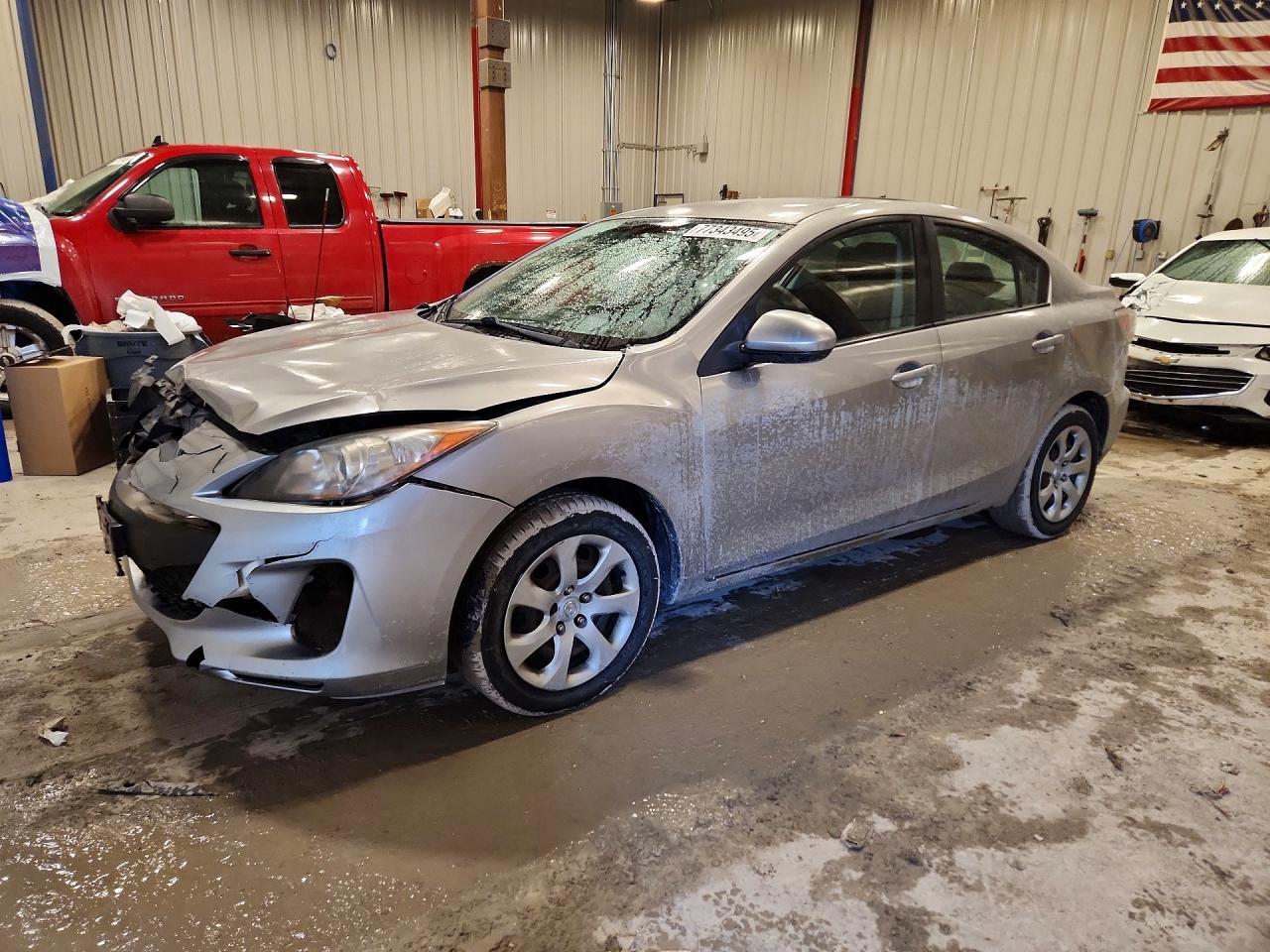 2013 Mazda 3 I
