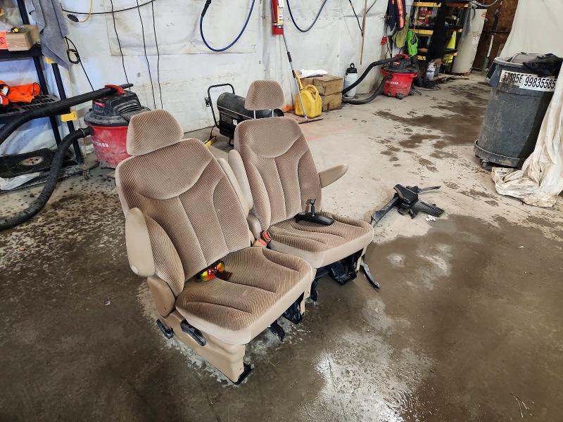 1997 Dodge Grand Caravan le