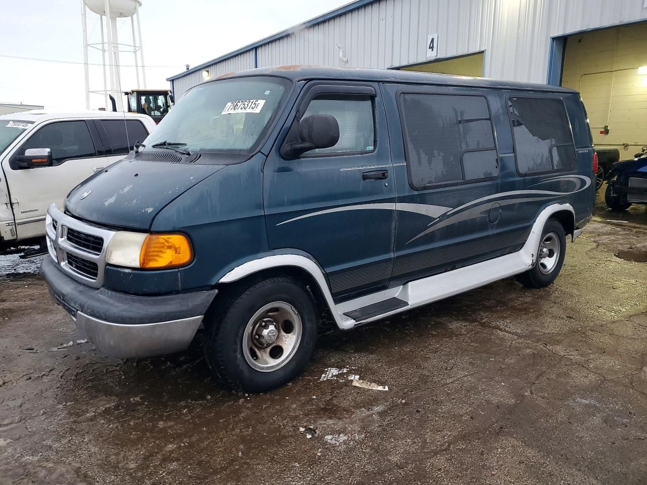 2000 Dodge Ram van B1500