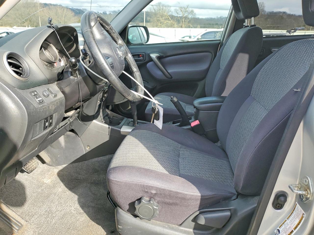 2004 Toyota Rav4 Base