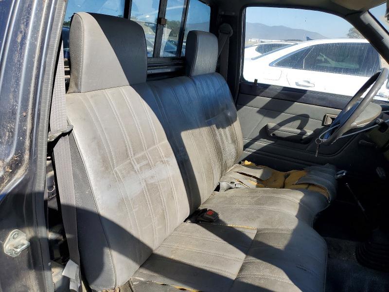 1992 Toyota Pickup 1/2 ton Short Wheelbase