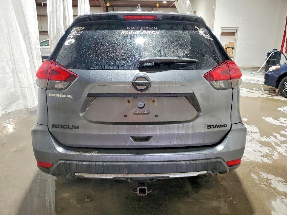 2018 Nissan Rogue sv