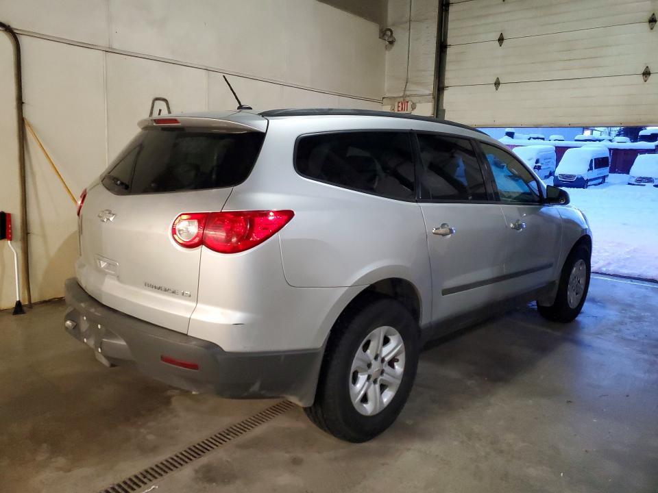 2011 Chevrolet Traverse ls
