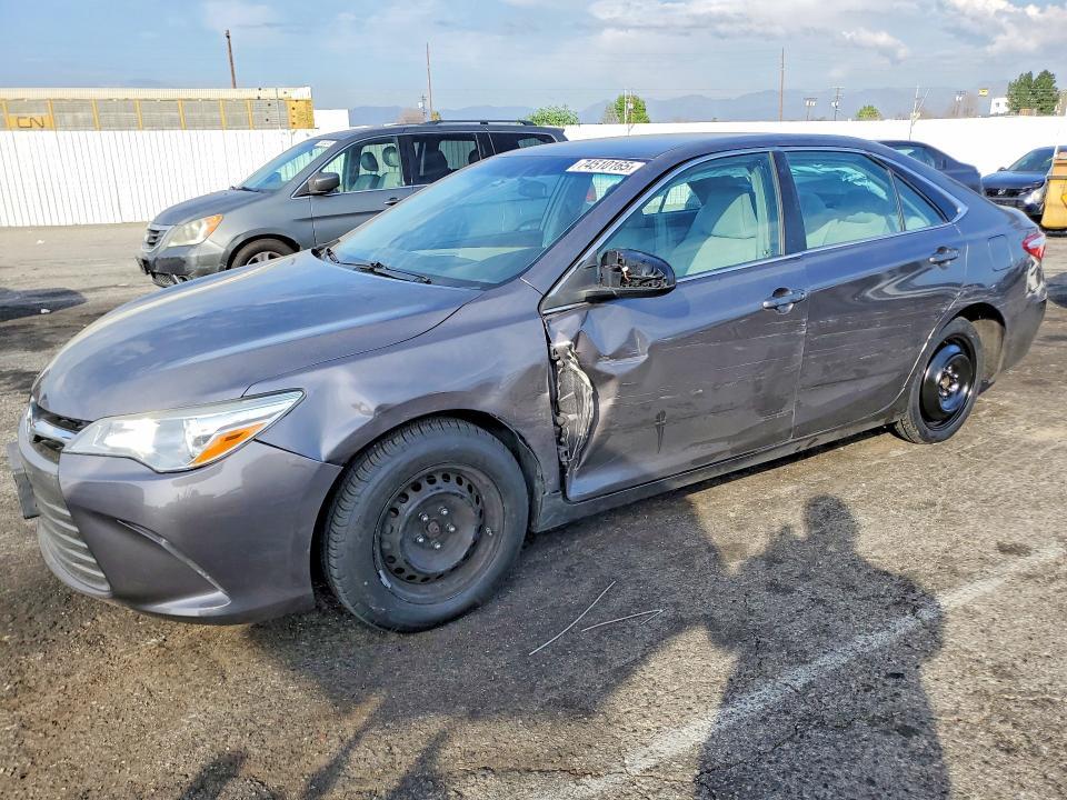 2017 Toyota Camry le