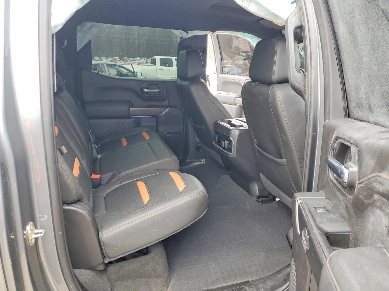2021 GMC Sierra K1500 AT4