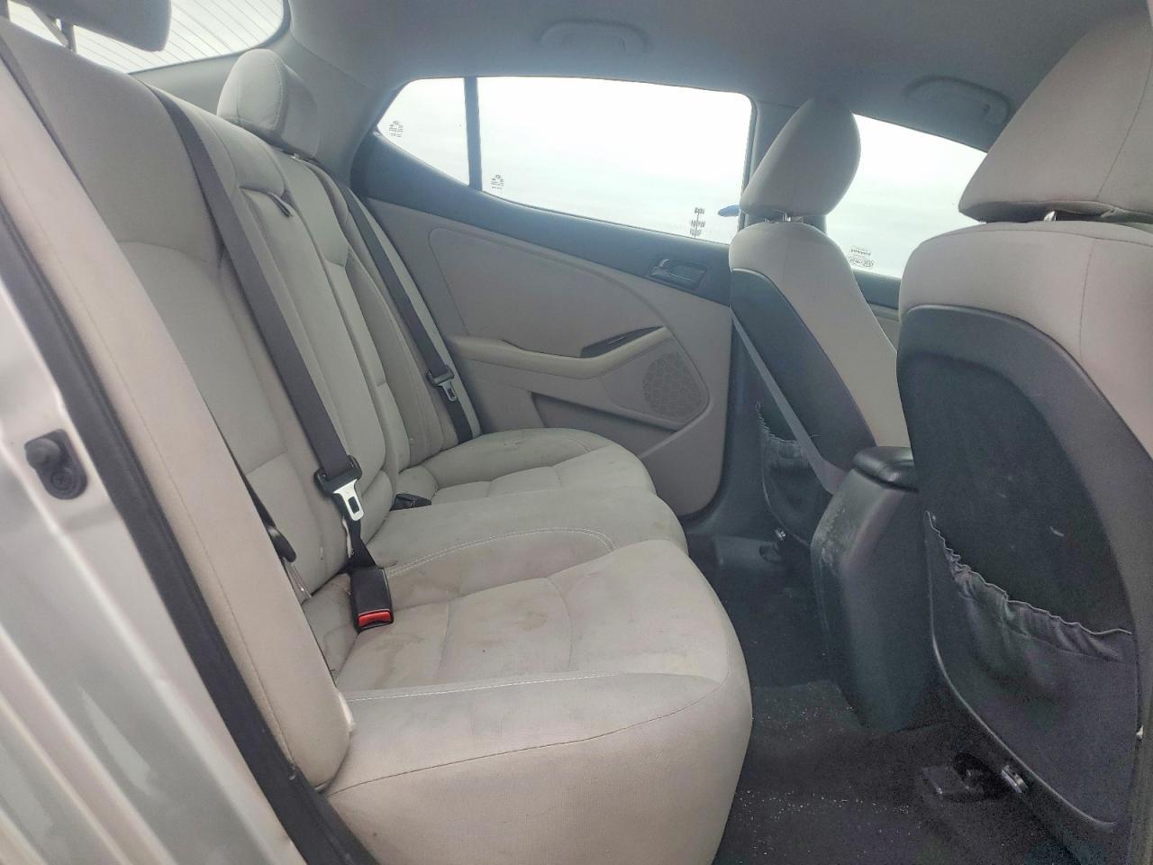 2012 KIA Optima lx